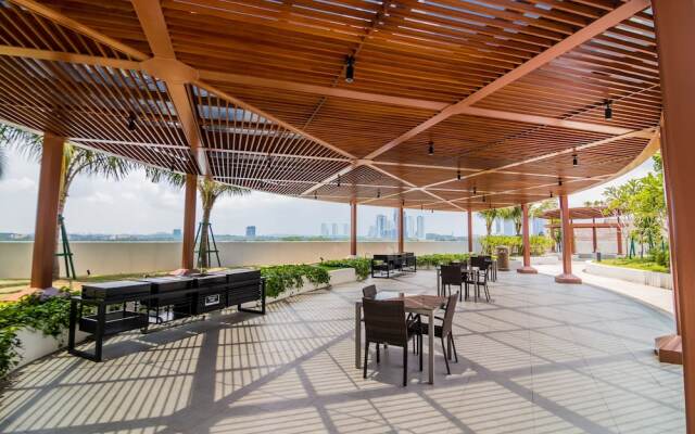 Almas Suites by Subhome