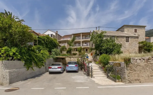 Matea - 20m From the sea - A3