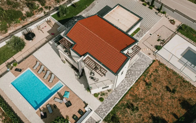 Villa Felicity B4