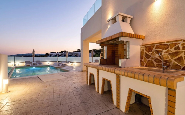 Villa Eventide