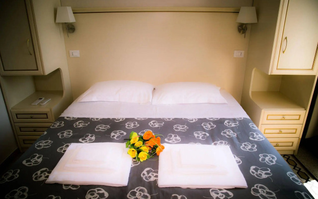 St. Peter Central Rooms B&B