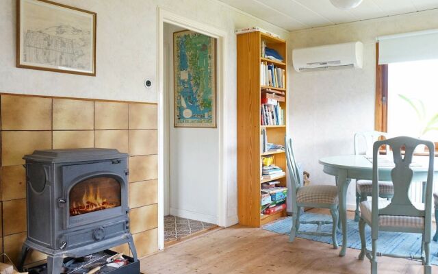 4 Person Holiday Home in Hamburgsund