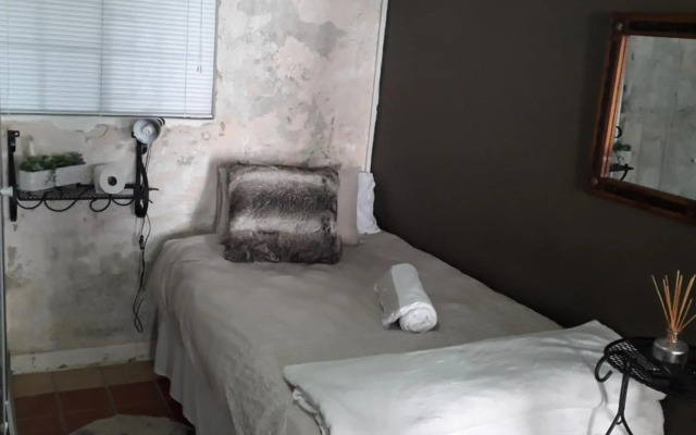 Relax in Joy & Mignon for a bushveld Feeling