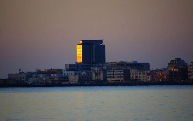 Bright Apartment Near Baia Verde Beaches