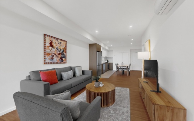 Newly Built Apartment With Private Parking – Lobby – Perth