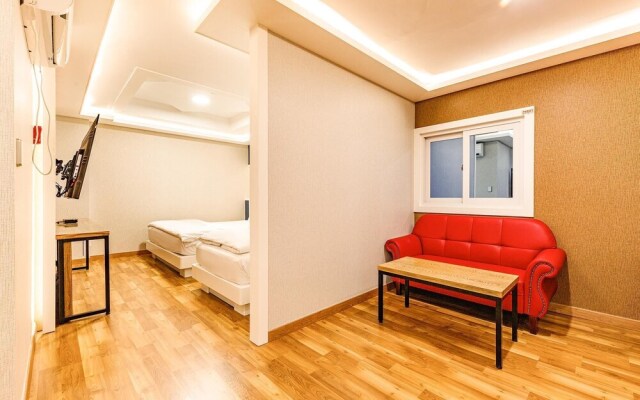 Sweet Hotel Seongseo