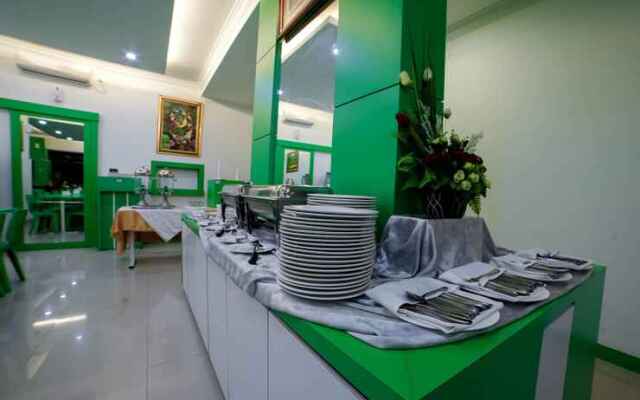 Airy Greenland Ahmad Yani Batam