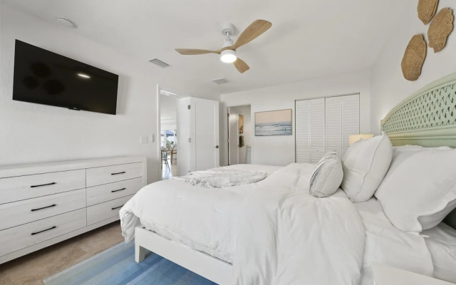 Latitude Adjustment Ami 3 Bedroom Home