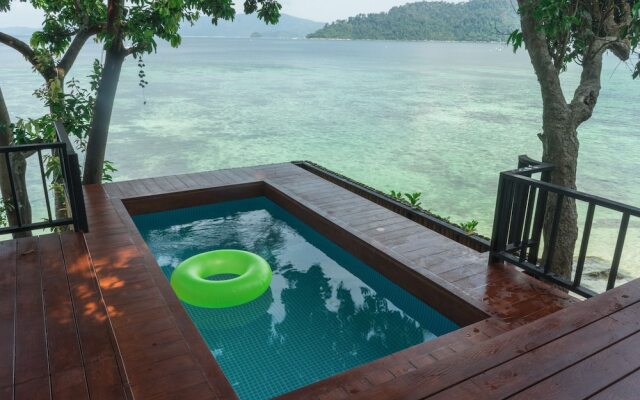 Decho Beach Resort