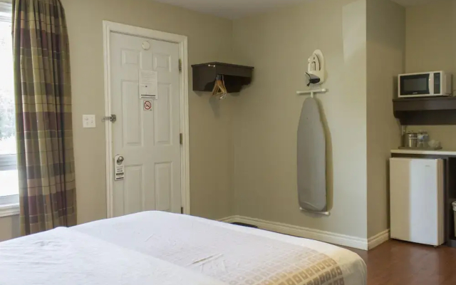 Leelas Villa Inn Flesherton