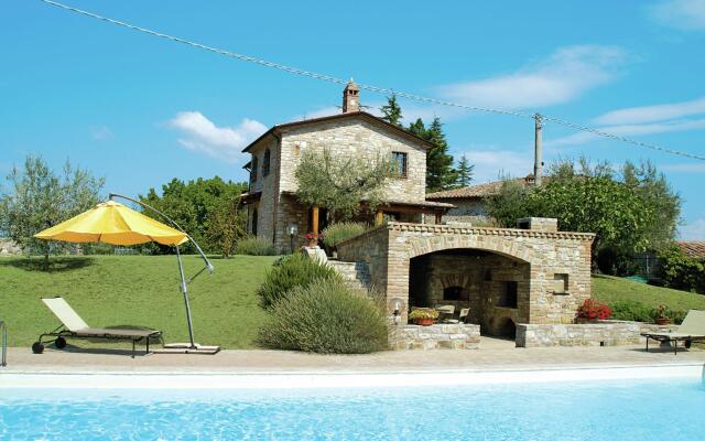 Villa in Umbertide With Pool and Garden
