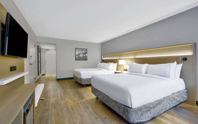 DoubleTree by Hilton Davenport