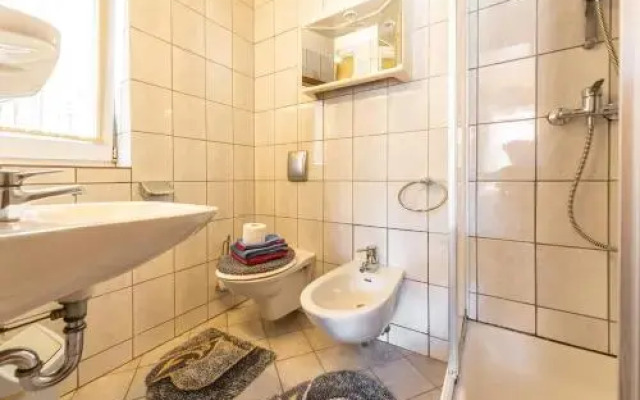 Apartments Villa Maelise