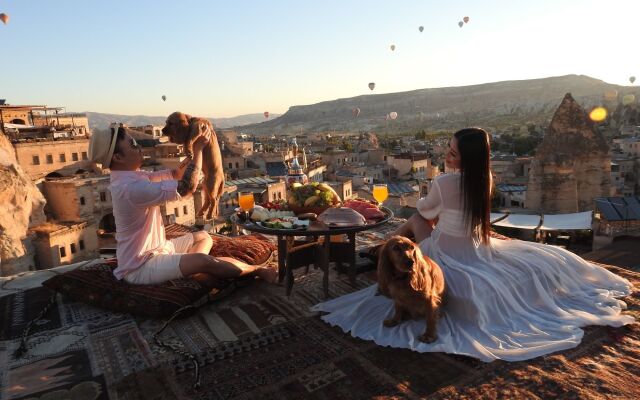 Sultan Cave Suites
