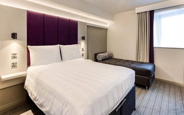 Premier Inn Liverpool John Lennon Airport