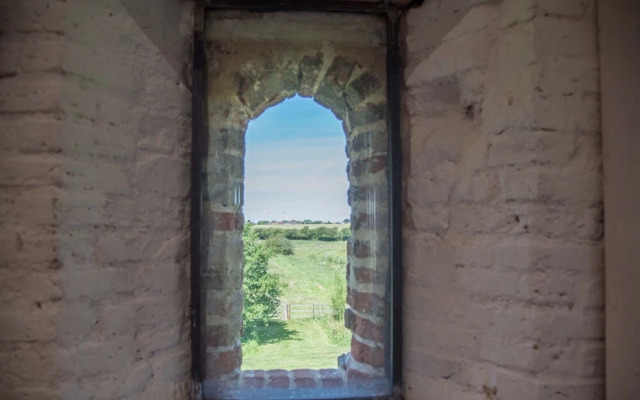 Abbey Shepherds Hut, Eye