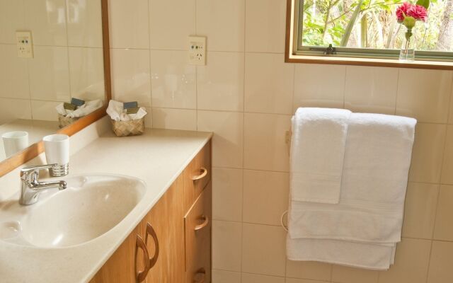 Whakaipo Lodge
