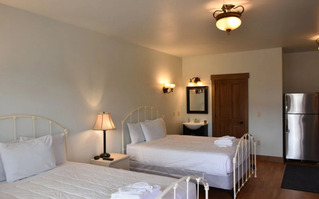 Yellowstone Condo Suites