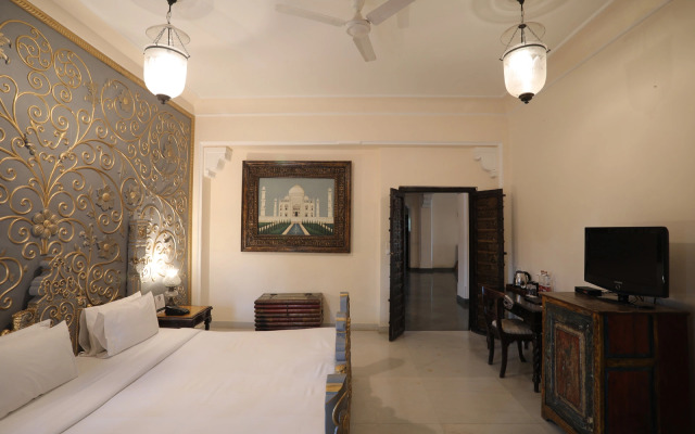 The Royal Retreat Resort and Spa