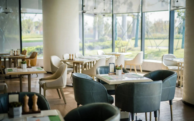 Even Hotels Nanjing Yangtze River by IHG