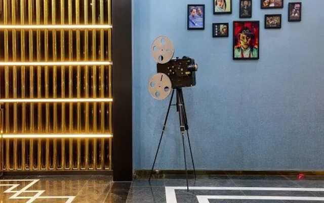 Jupian Movie Hotel (Pingyang Aojiang Xinhenan Road)