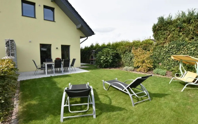 Luxurious Holiday Home in Kagsdorf Mecklenburg with Garden
