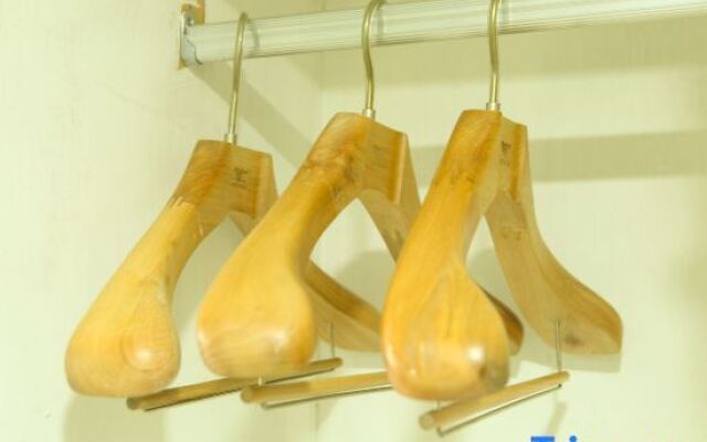 Junfu Hotel (Guangzhou Panyu Square Metro Station)