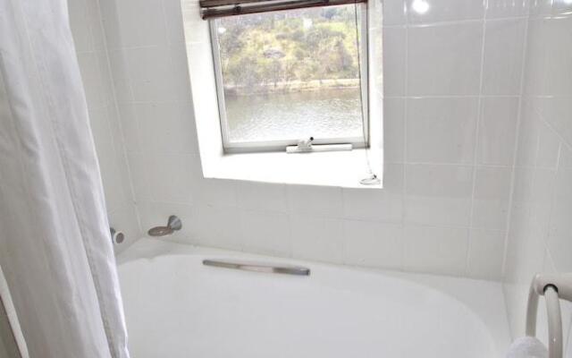 Oaks Lake Crackenback Resort