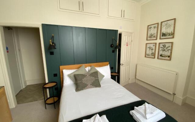 Brayford Guest House