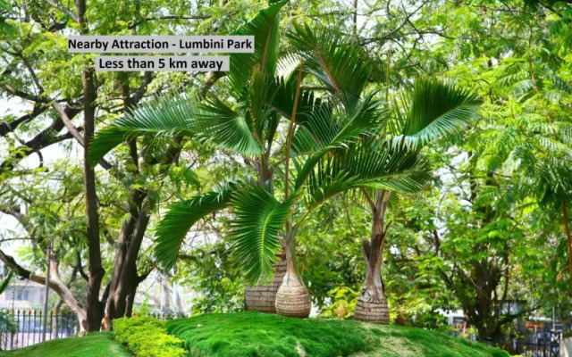 H Square by OYO Rooms