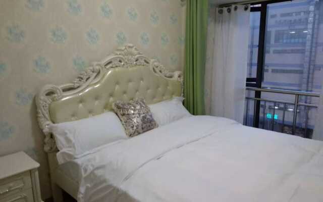 Wuhan Loving Home Apartment