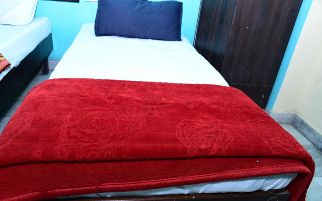 OYO Rooms Ghaziabad Railway Station 2