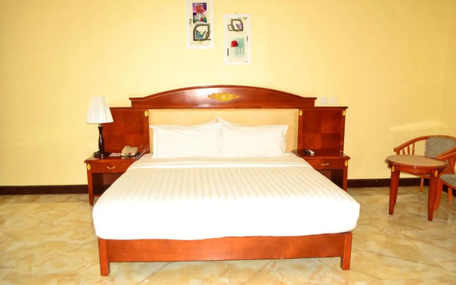 Morena Hotel