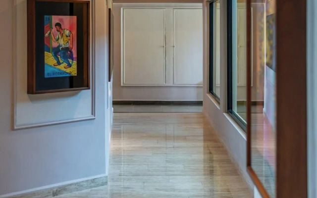 Hotel MID Project