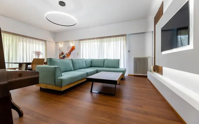 Luxury Flat at Archaeological Museum
