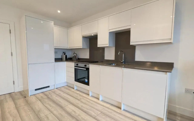 Hounslow Apartments by Charles Hope
