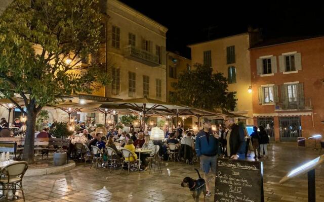 Exceptional Valbonne Village Historical House