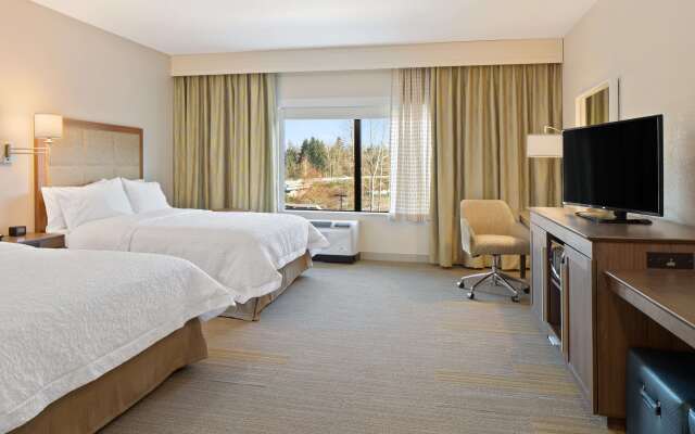 Hampton Inn & Suites-Seattle Woodinville WA