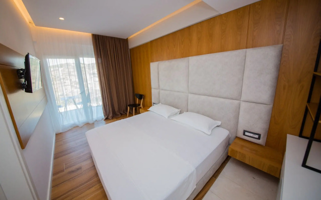 Inada Hotel