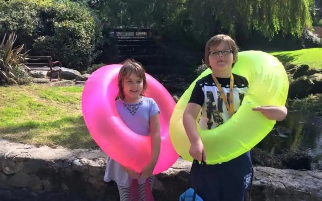 Upper Lake Chalet , Dog and Pet Friendly