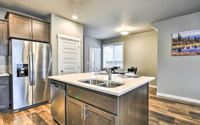 Charming Newberg Home: Walk to Dtwn, Wineries