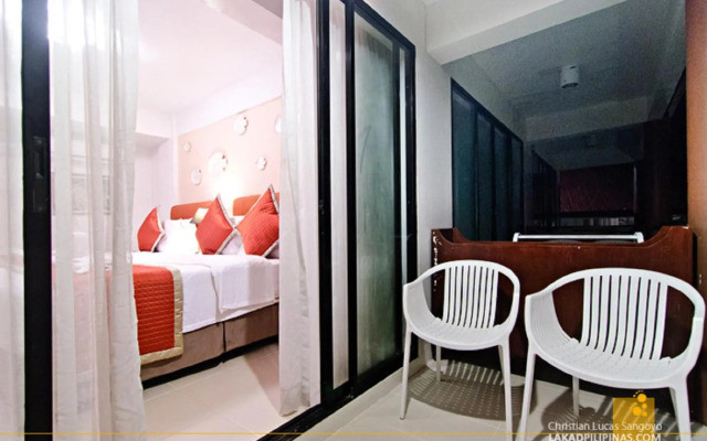 White House Beach Resort
