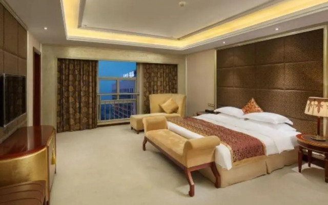Yiyang Huatian Hotel
