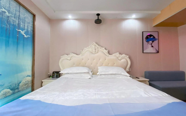 Homeinn Ease Hotel (Shanghai Wildlife Park Huinan Subway Station)