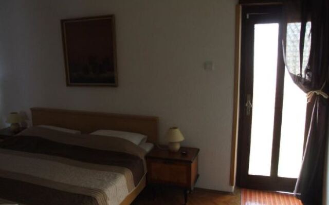 Apartment Deni