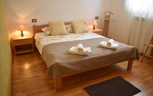 Apartments Leone