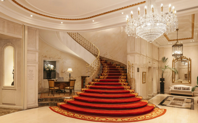 Gran Melia Fenix - The Leading Hotels of the World