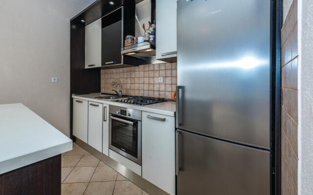 Awesome Home in Kalebova Luka With Wifi and 6 Bedrooms