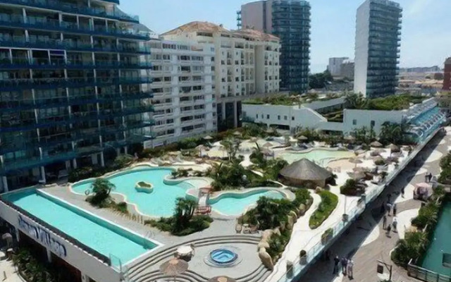 Britain in the Sun at Luxurious Ocean Village