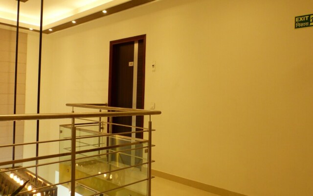 Hotel Sai Village Cyber Park